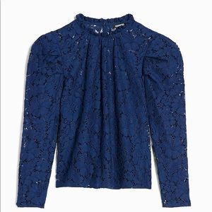 NWT❗️Express lace puff sleeve top w/ built in slip cami